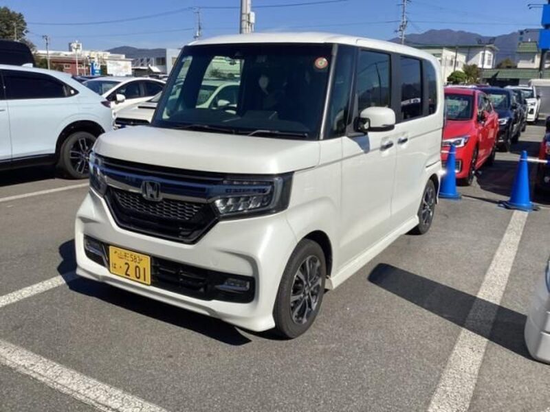 HONDA N BOX CUSTOM