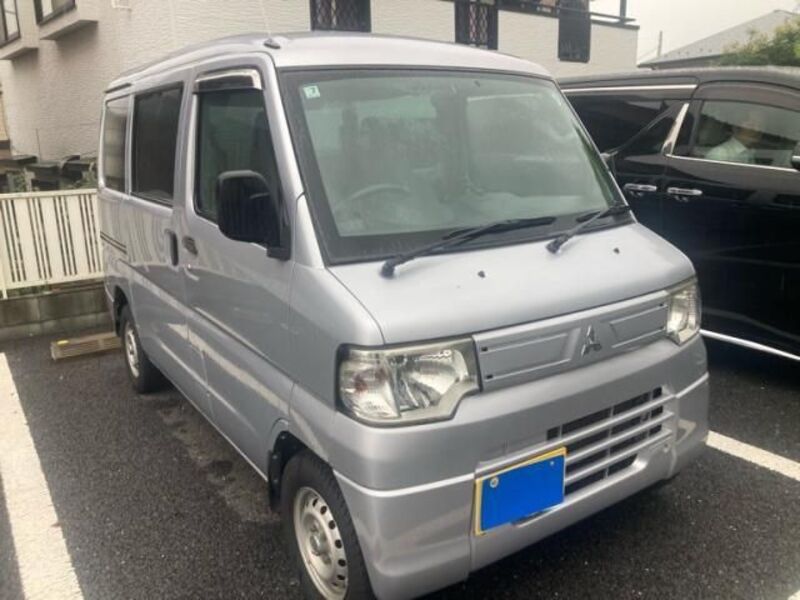 MITSUBISHI MINICAB VAN