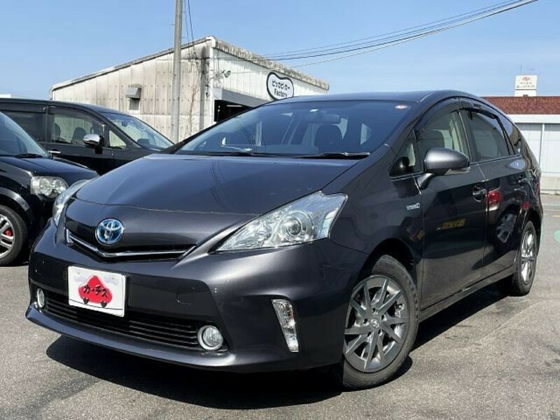 Used 2014 TOYOTA PRIUS ALPHA ZVW41W | SBI Motor Japan