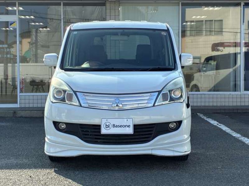 MITSUBISHI DELICA D2