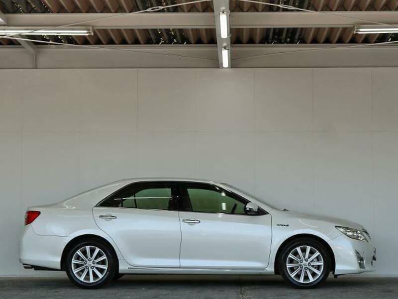 CAMRY-3