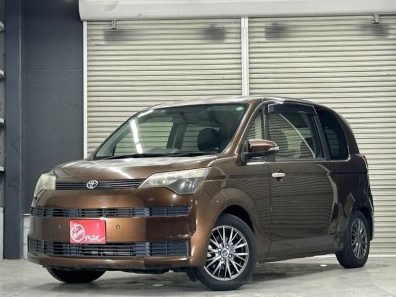 TOYOTA SPADE