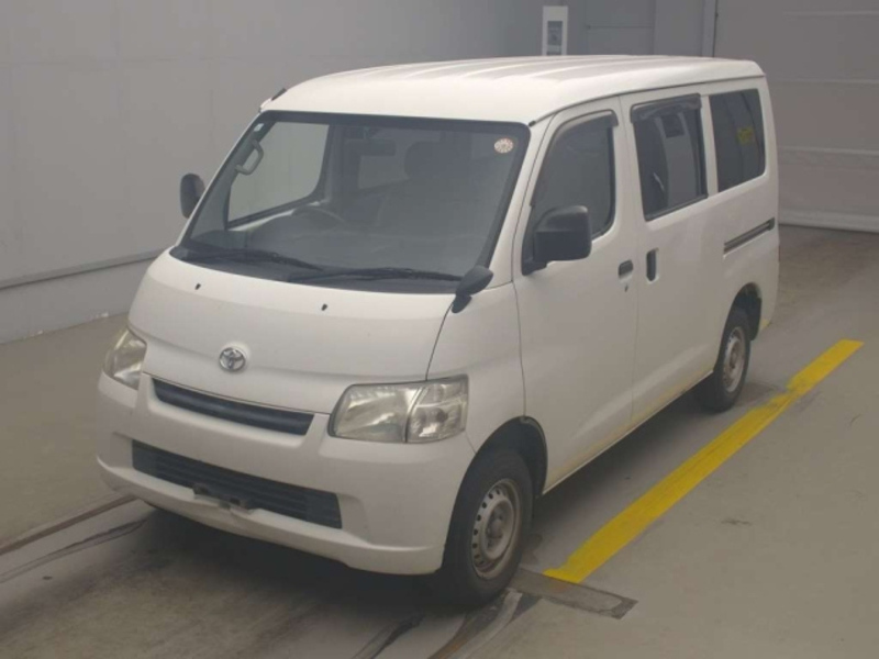 TOYOTA TOWN ACE VAN