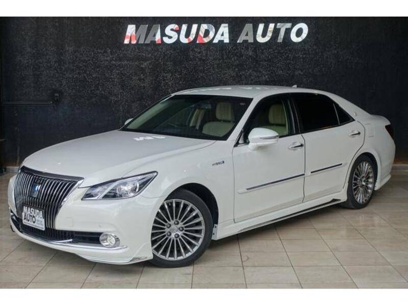 TOYOTA CROWN MAJESTA