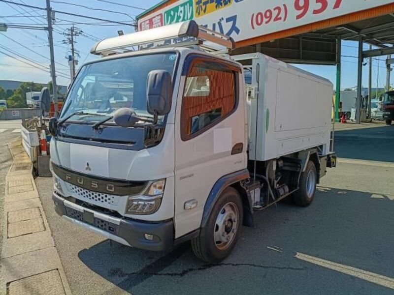 MITSUBISHI CANTER