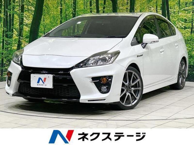 TOYOTA PRIUS