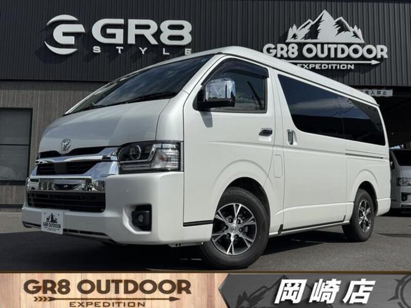 TOYOTA HIACE WAGON