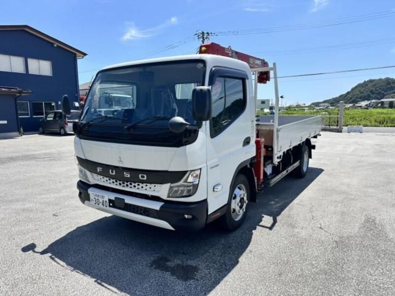 MITSUBISHI CANTER