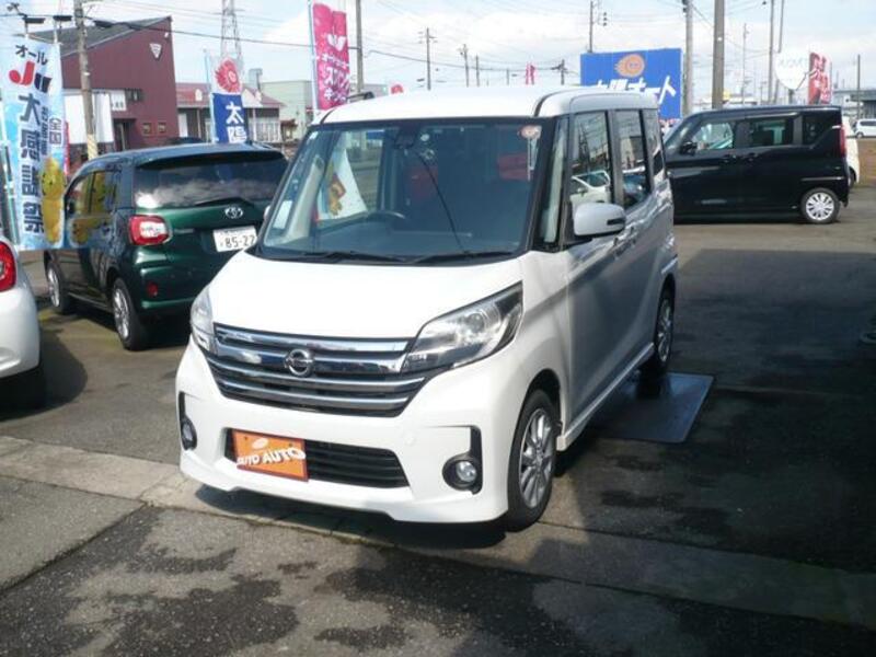 NISSAN DAYZ ROOX