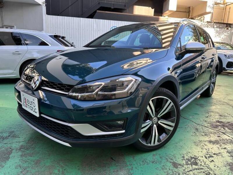 VOLKSWAGEN GOLF ALLTRACK