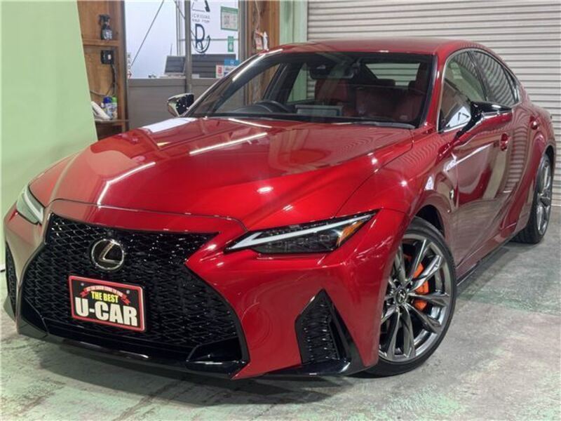 LEXUS IS