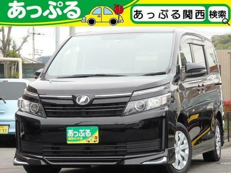 Toyota voxy zrr80g