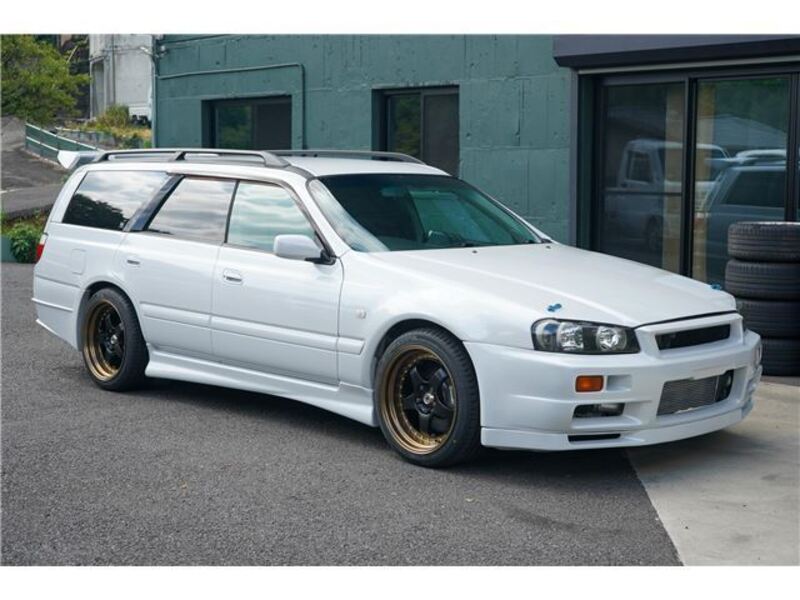 NISSAN STAGEA