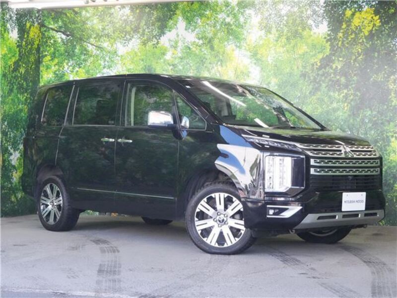 MITSUBISHI DELICA D5