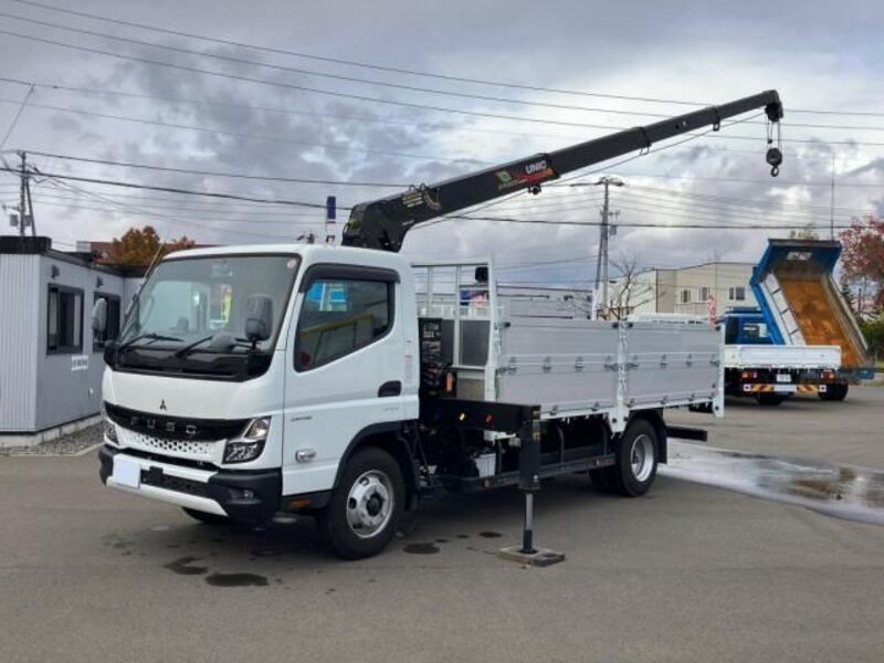 MITSUBISHI CANTER