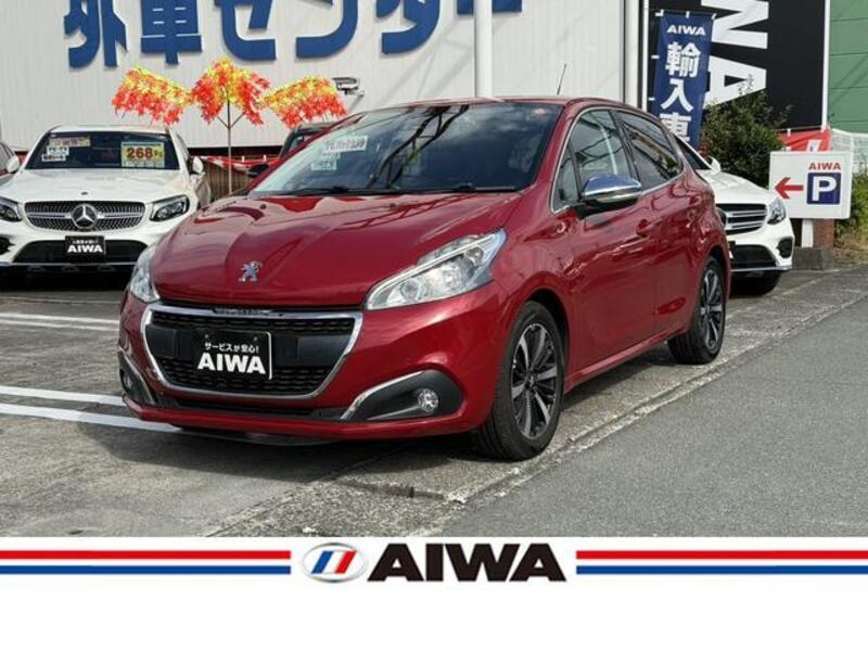 PEUGEOT 208