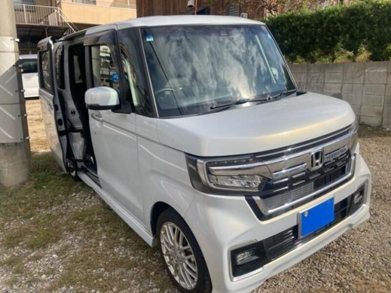 HONDA N BOX CUSTOM
