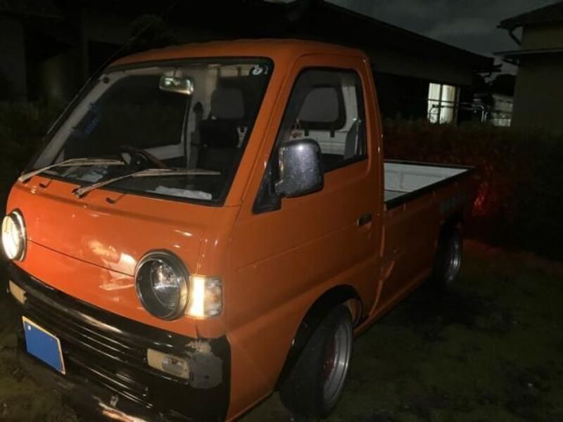 SUZUKI CARRY TRUCK