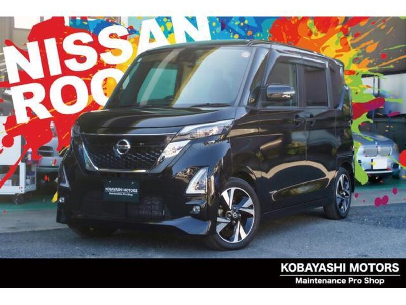 NISSAN ROOX