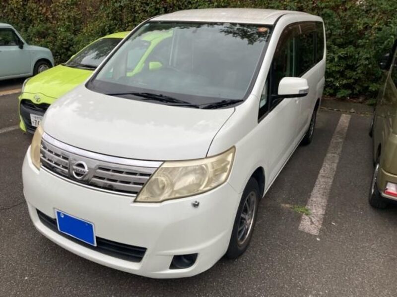 NISSAN SERENA
