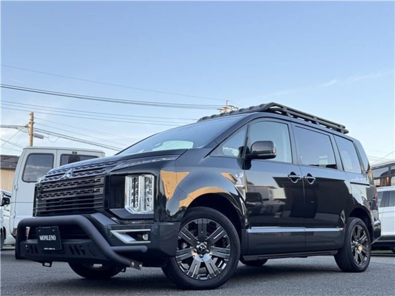 MITSUBISHI DELICA D5