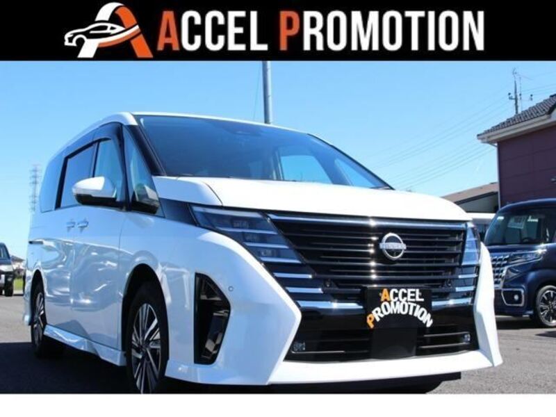 NISSAN SERENA