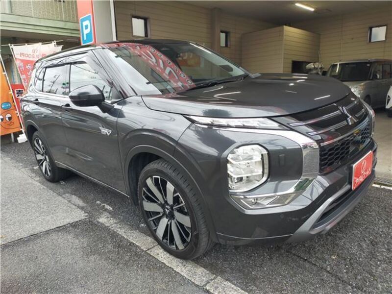 MITSUBISHI OUTLANDER PHEV