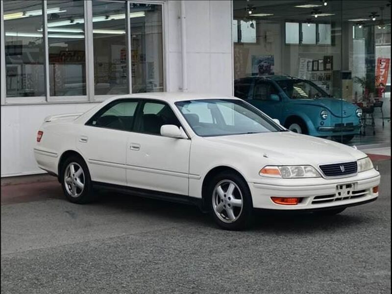 TOYOTA MARK II