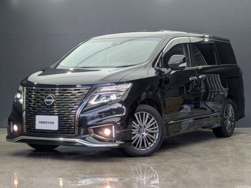 NISSAN ELGRAND