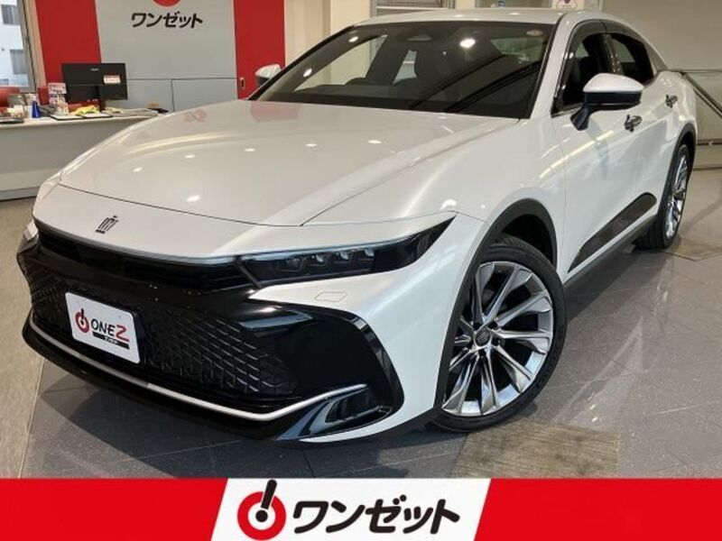 TOYOTA CROWN CROSSOVER