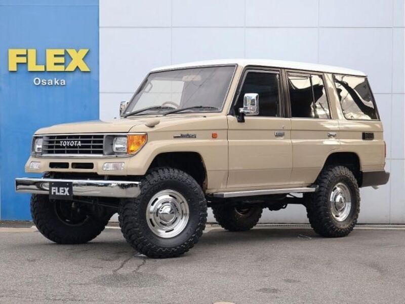 TOYOTA LAND CRUISER PRADO