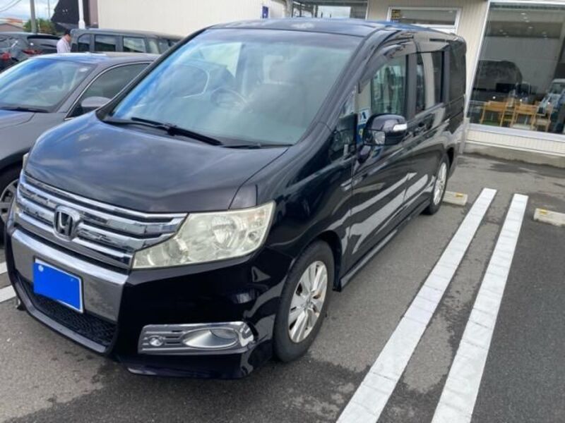 HONDA STEPWAGON SPADA
