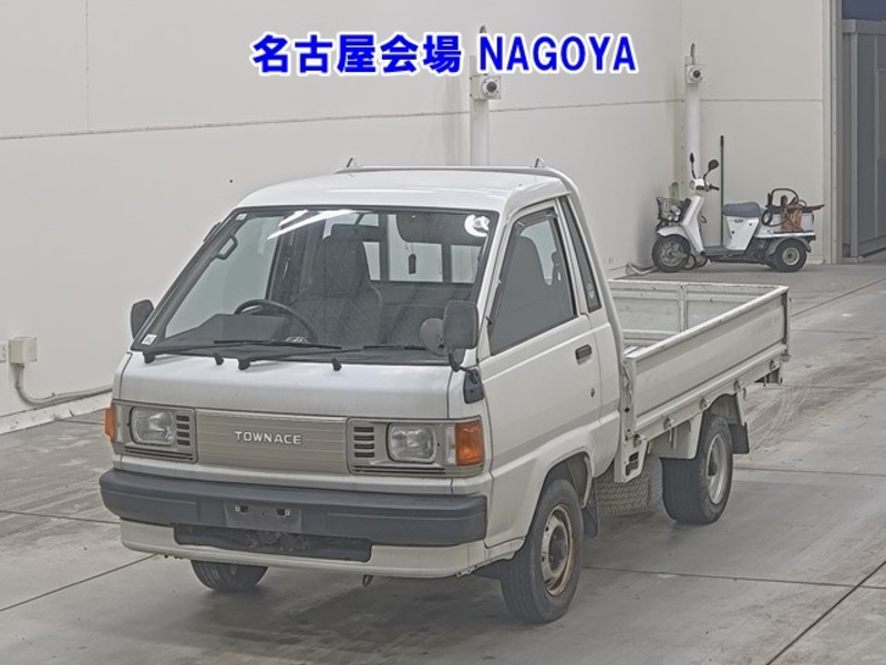 TOYOTA TOWNACE TRUCK