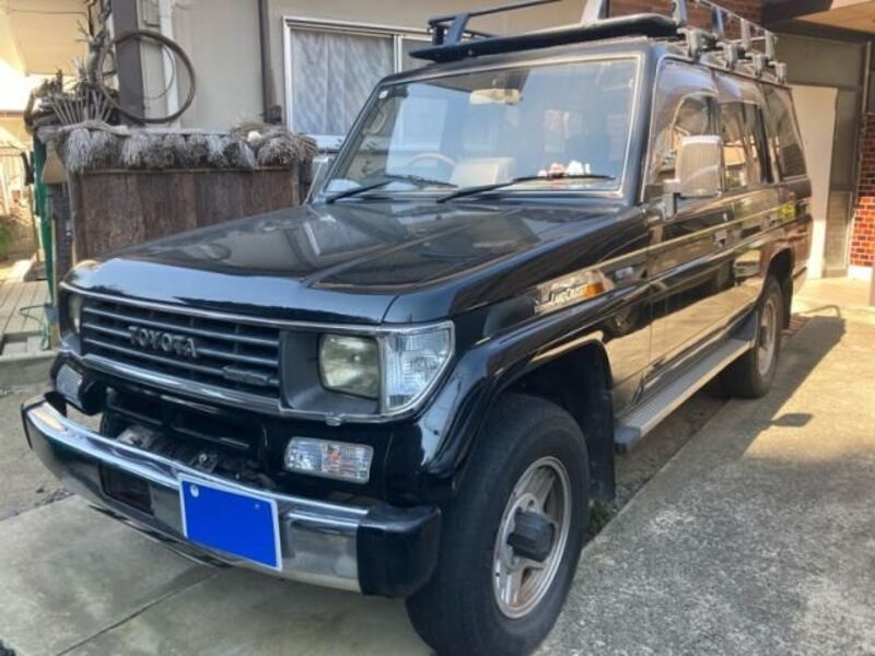 TOYOTA LAND CRUISER PRADO
