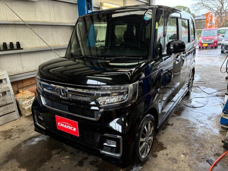 HONDA N BOX CUSTOM