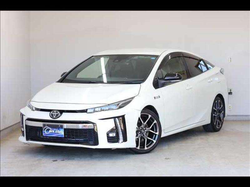 TOYOTA PRIUS PHV