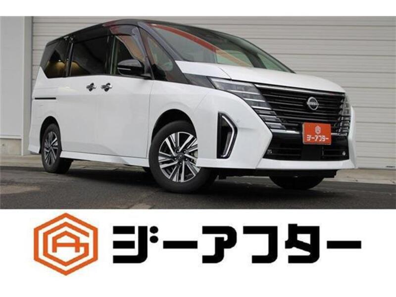 NISSAN SERENA