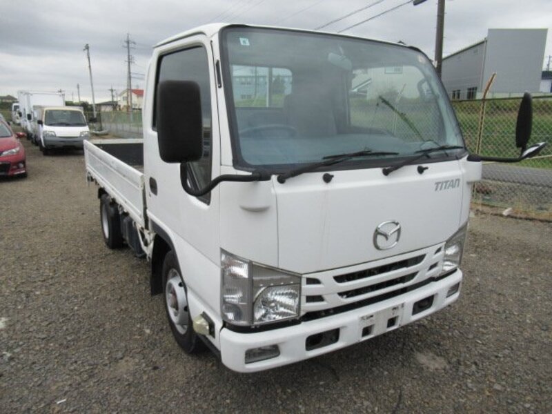 MAZDA TITAN