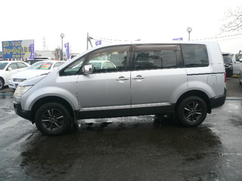 DELICA D5