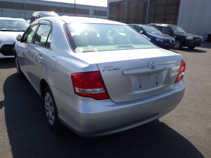 COROLLA AXIO