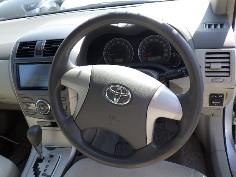 COROLLA AXIO