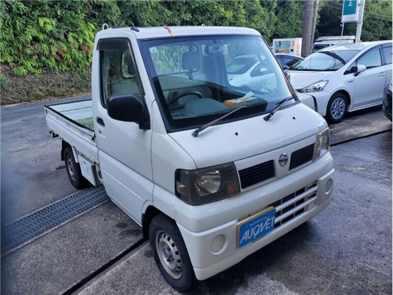 NISSAN CLIPPER TRUCK
