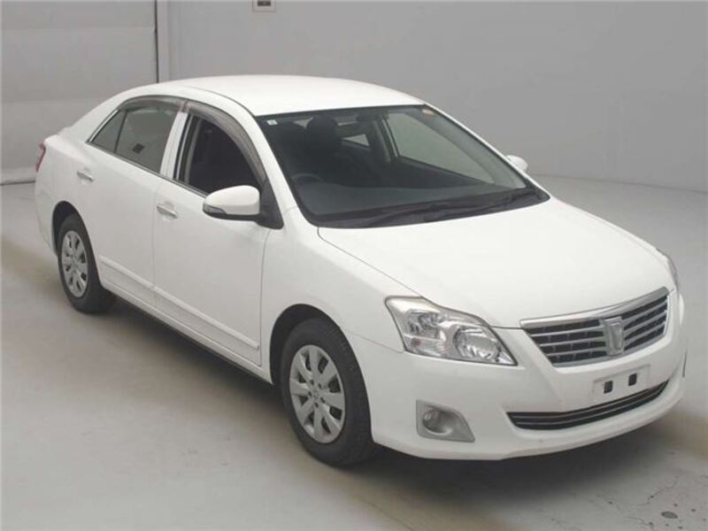 TOYOTA PREMIO