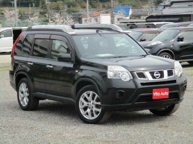 X-TRAIL