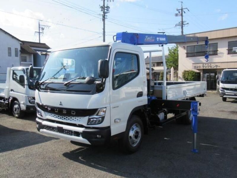 MITSUBISHI CANTER