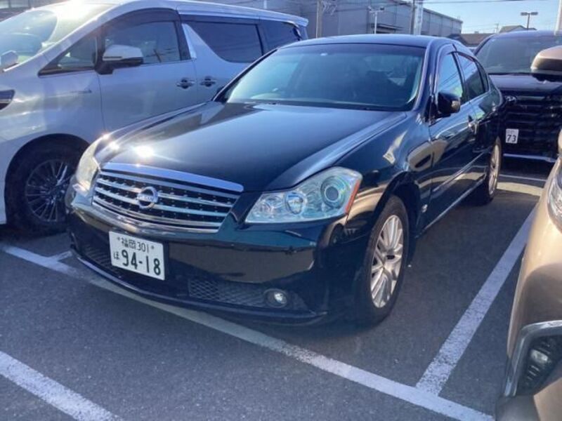 NISSAN FUGA