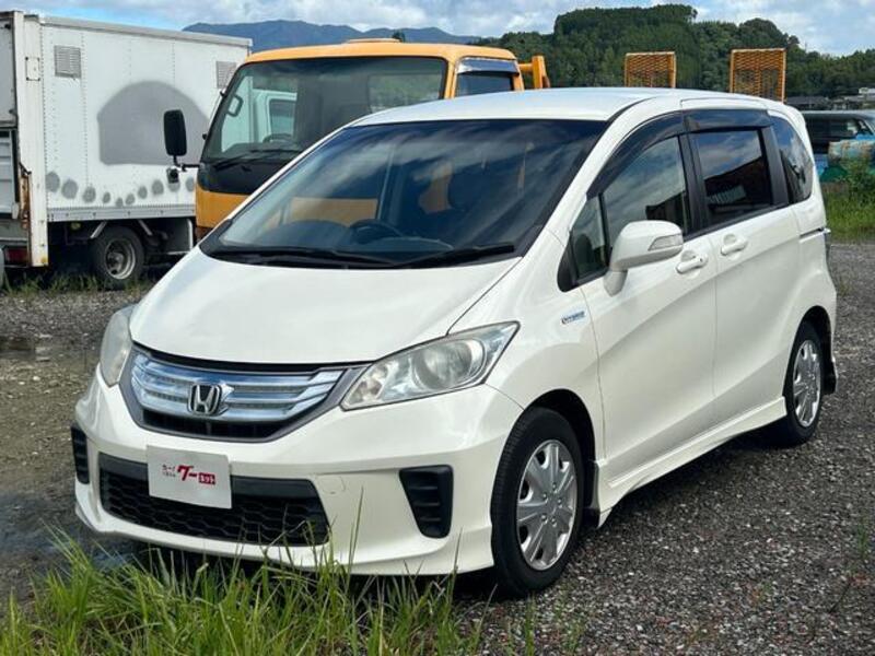 HONDA FREED HYBRID
