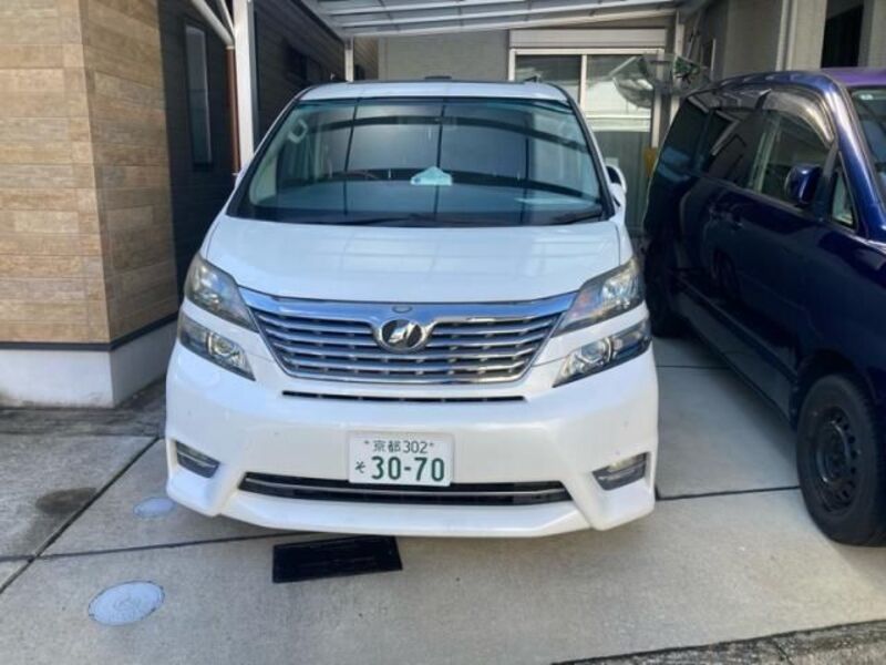 TOYOTA VELLFIRE