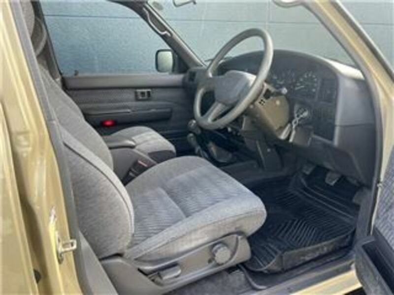 HILUX SURF