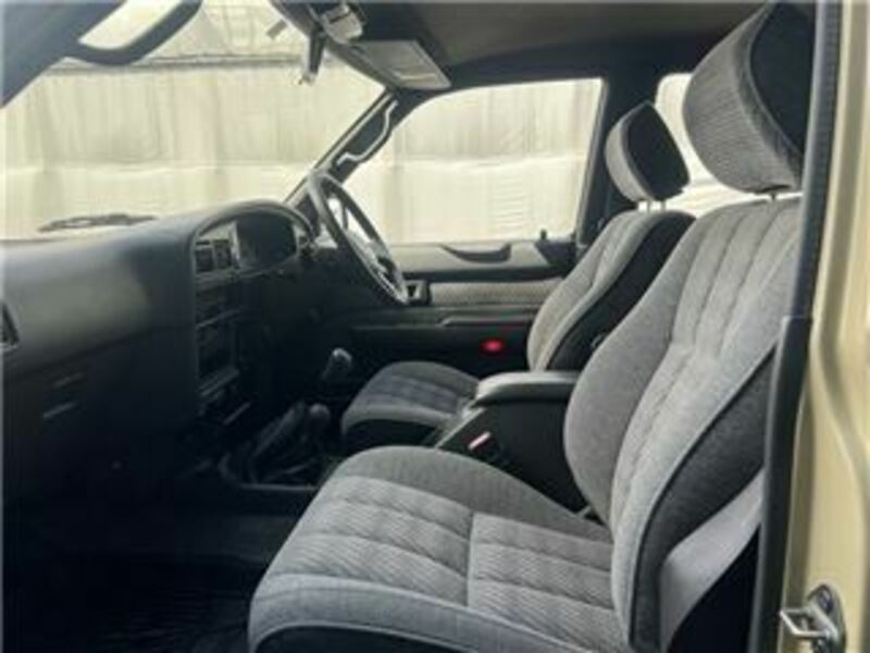 HILUX SURF